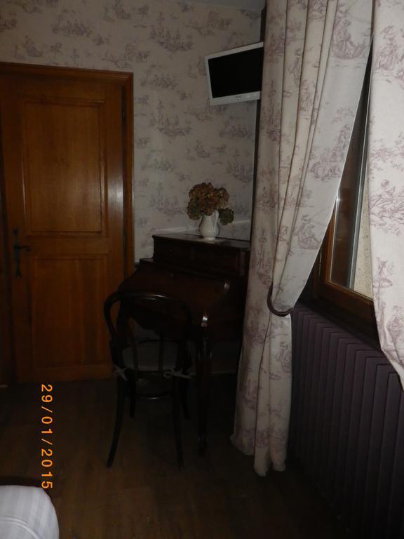 Chambres Et Table D'Hotes Les Machetieres Langeais Luaran gambar